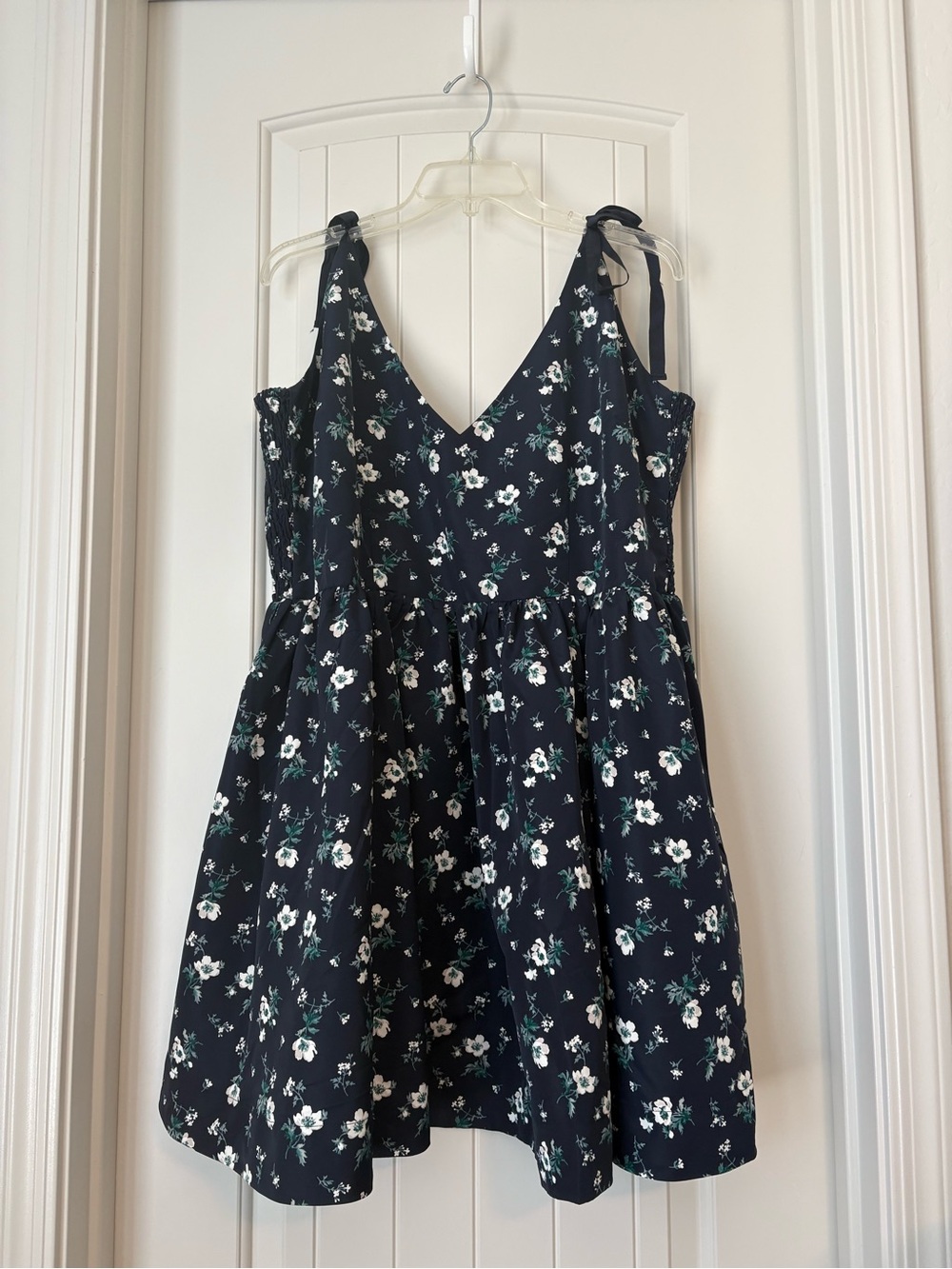 Old Navy Navy Floral Tie-Shoulder Dress